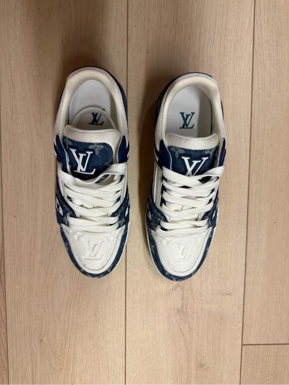 Louis Vuitton Denim & White Low-Top Sneakers - Picture 2 of 4